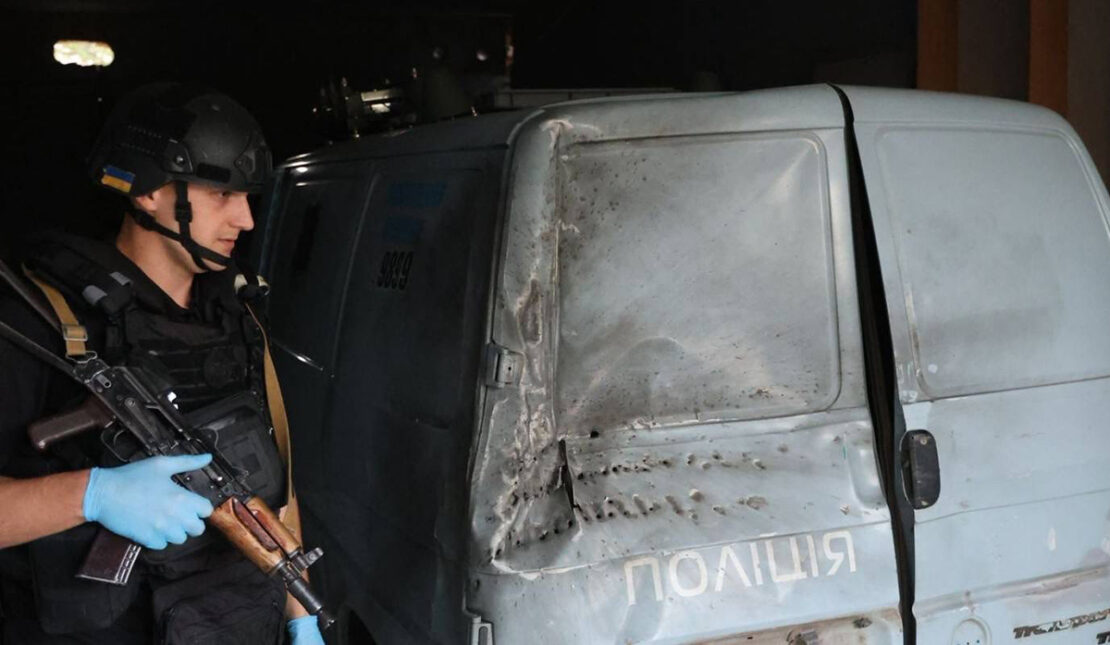 На Харківщині російський дрон атакував авто поліцейських