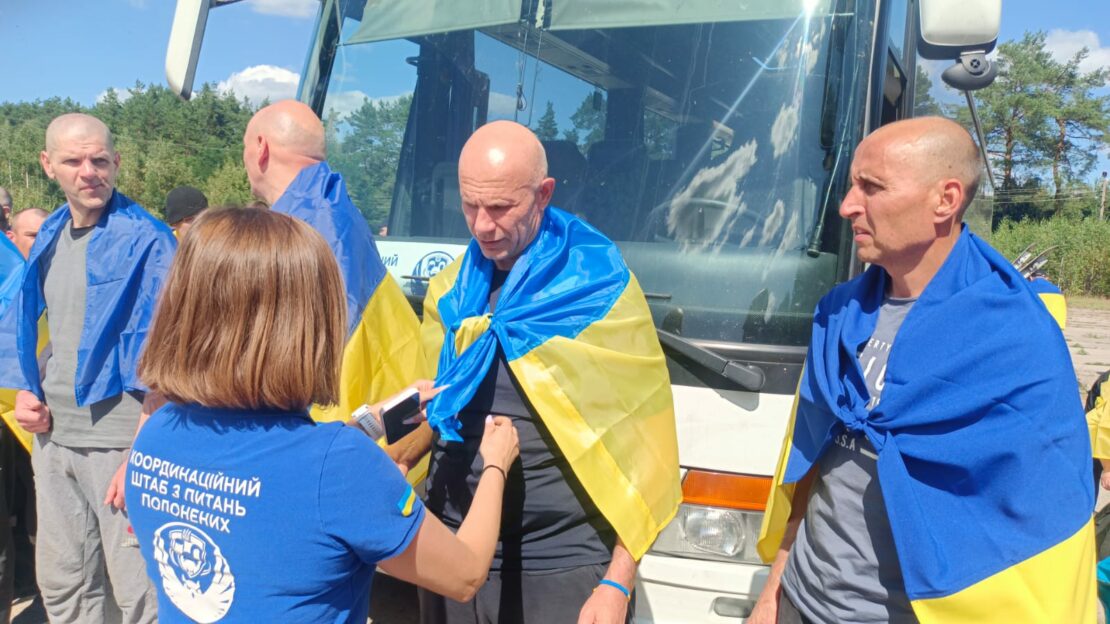 З російського полону повернулися 84 українці (фото)