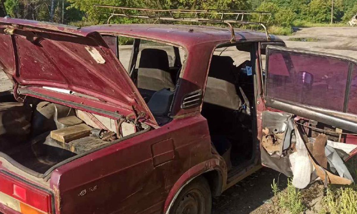 На Харківщині ворожий дрон атакував авто з гуманітаркою