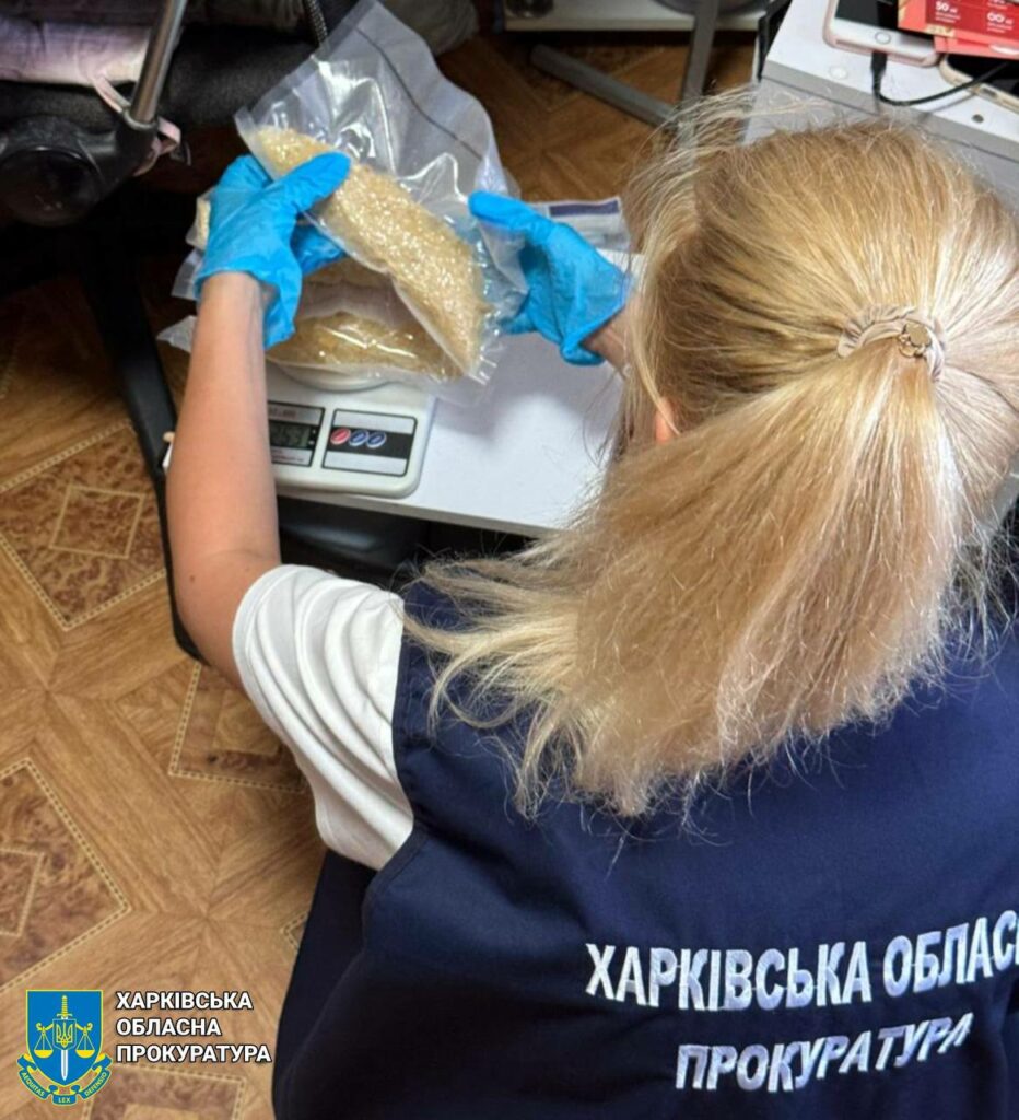 У Харкові іноземець облаштував масштабну нарколабораторію (фото)