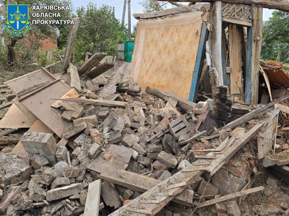 Прокурори зафіксували наслідки нічної атаки дронів на Харківщину (фото)