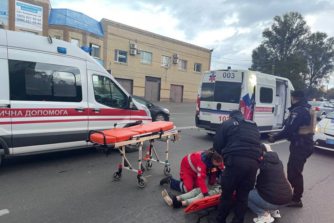 Медики харківської екстренки врятували життя по дорозі у відрядження