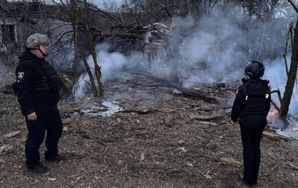 Обстріли Харківщини: постраждало 4 людей, знеструмлено понад 7 тисяч