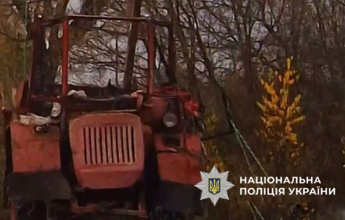 Через влучання дрона на Харківщині загинув тракторист