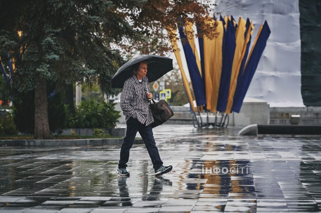 Значний дощ та сильний вітер 9 жовтня у Харкові та області