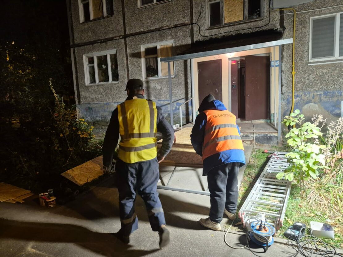 У Салтівському районі пошкоджено щонайменше 18 будівель