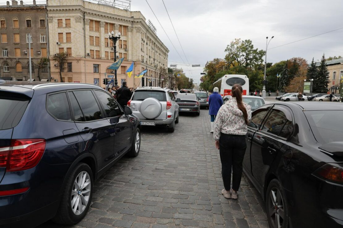 Хвилина мовчання у Харкові — до акції пам'яті долучився Ігор Терехов