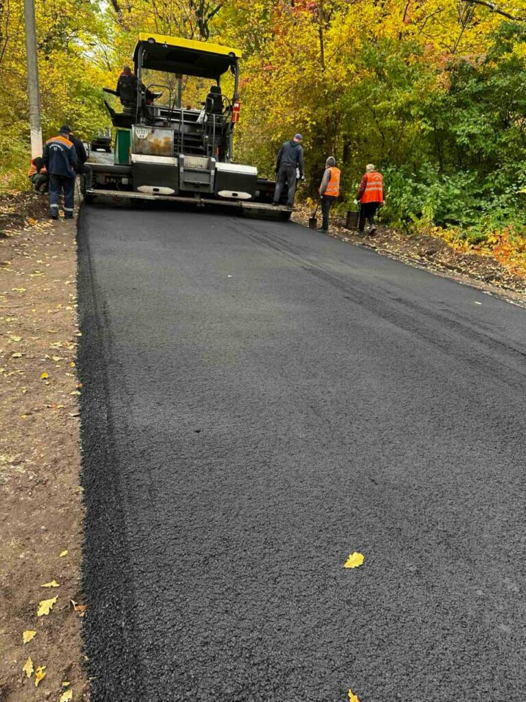 У Харкові відремонтували дорогу до онкоцентру (фото)