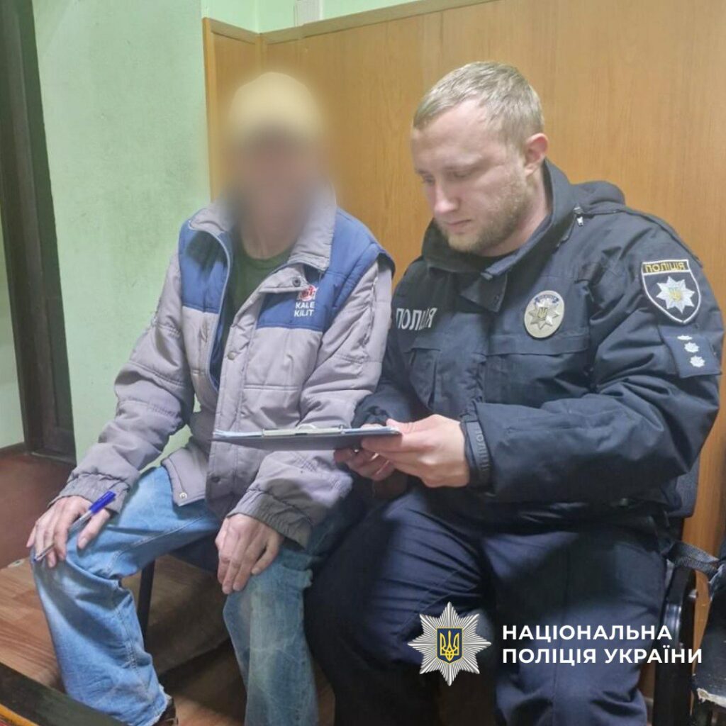 У Харкові чоловік систематично бив свого 83-річного батька