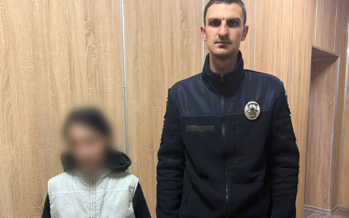 Поліцейські Харкова розшукали дівчину, яка зникла в ТРЦ