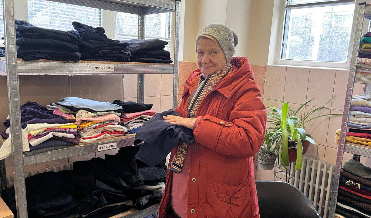 У Харкові збирають речі для переселенців: пункти прийому