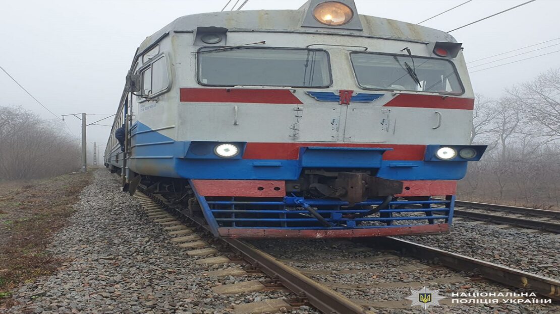 На Харківщині жінка потрапила під потяг