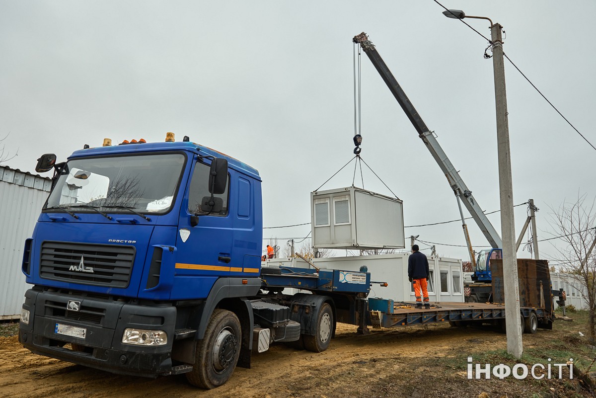 У Харкові демонтують модульне містечко для переселенців