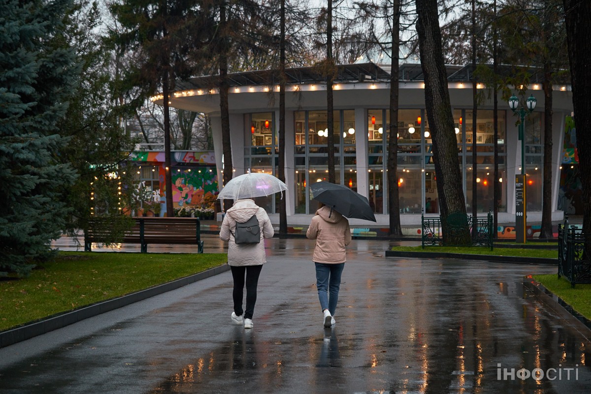 На Харківщину йдуть дощі і мокрий сніг