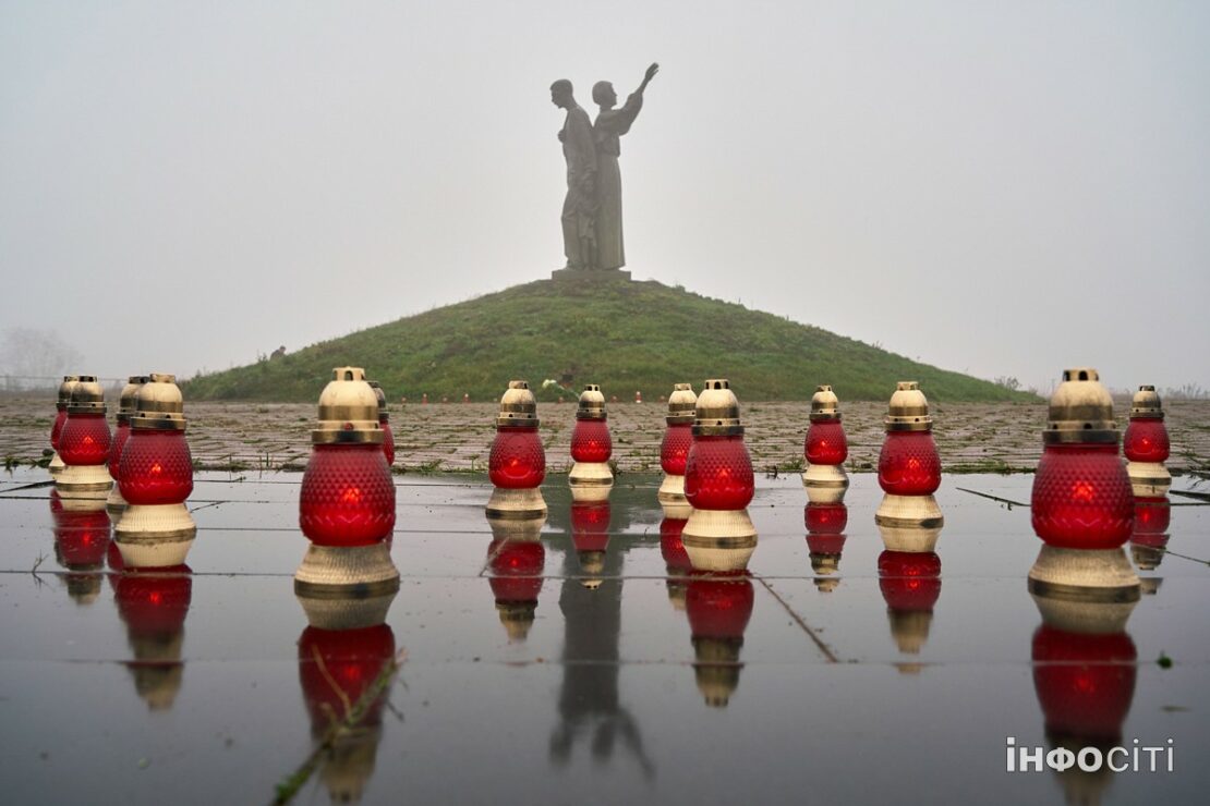 У Харкові вшанували пам’ять жертв Голодомору (фоторепортаж)