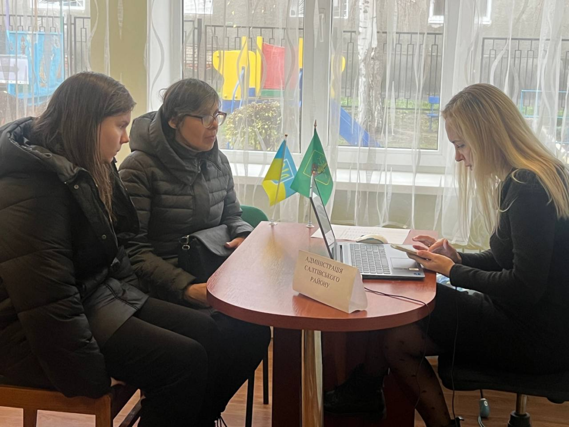 Мобільні ЦНАПи приймають заявки за програмою єВідновлення