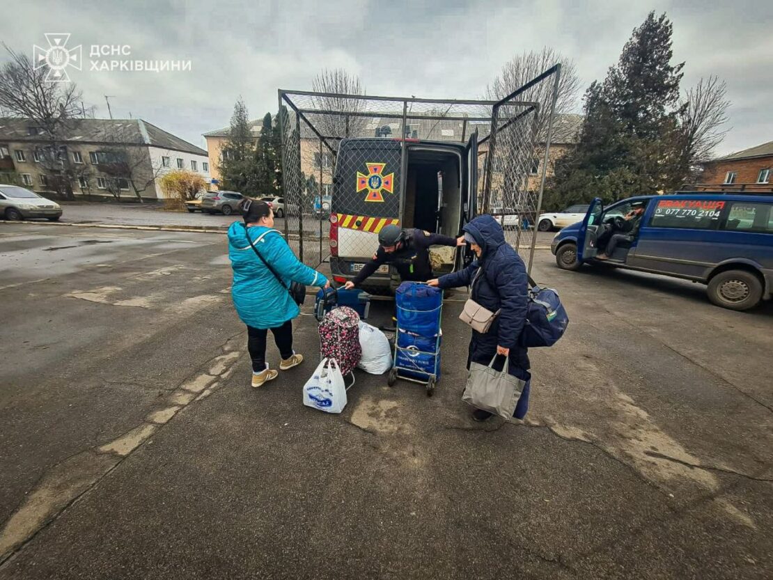 Спастелі евакуювали з Куп'янського району двох жінок (фото) 