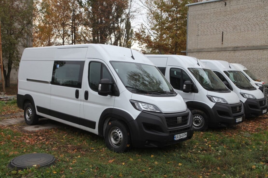 Харківські енергетики отримали сучасні пересувні лабораторії