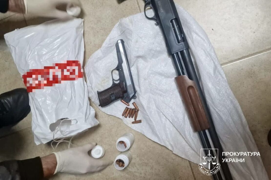 Кримінальний авторитет вимагав у харківської рестораторки $1,2 млн 