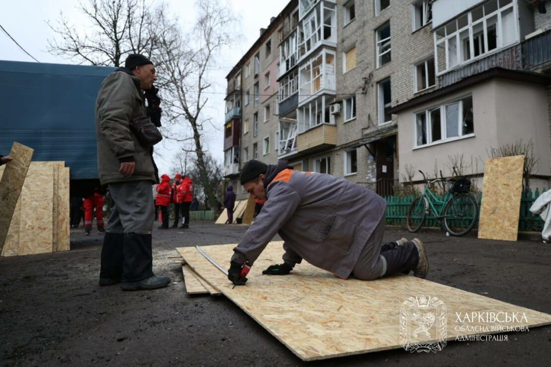 У Балаклії на Харківщині триває ліквідація наслідків ракетного удару