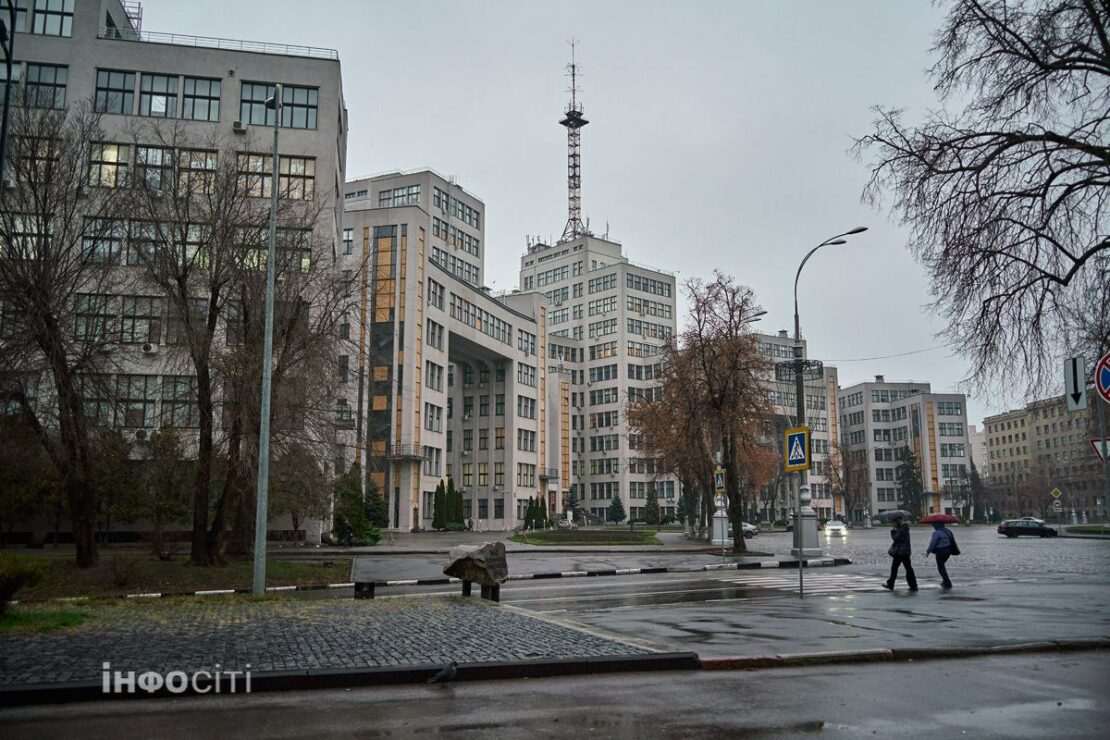 Дощова осінь у Харкові (фото)