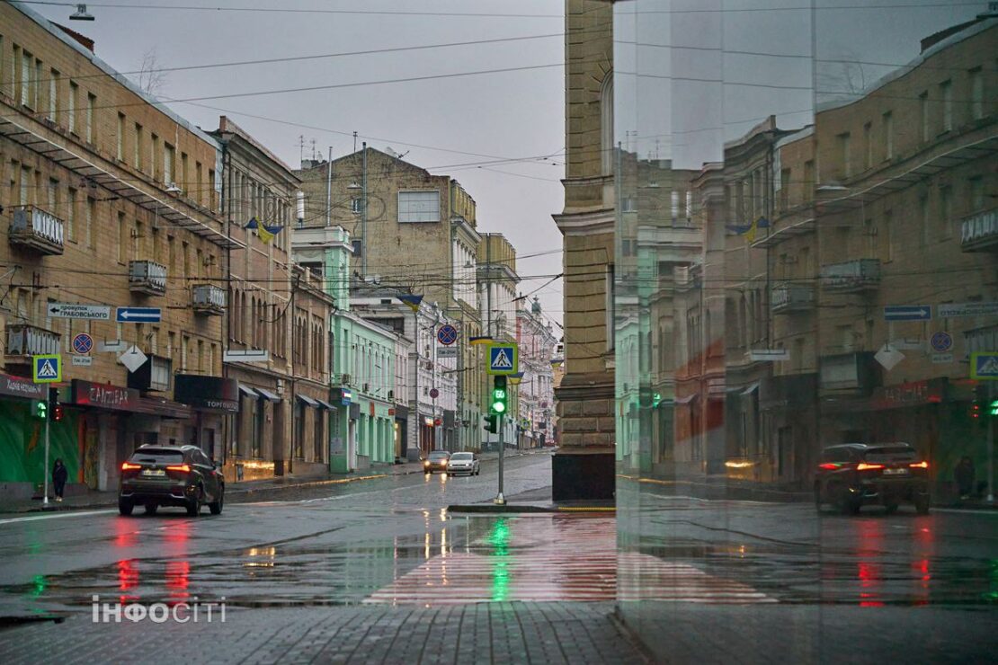 Дощова осінь у Харкові (фото)