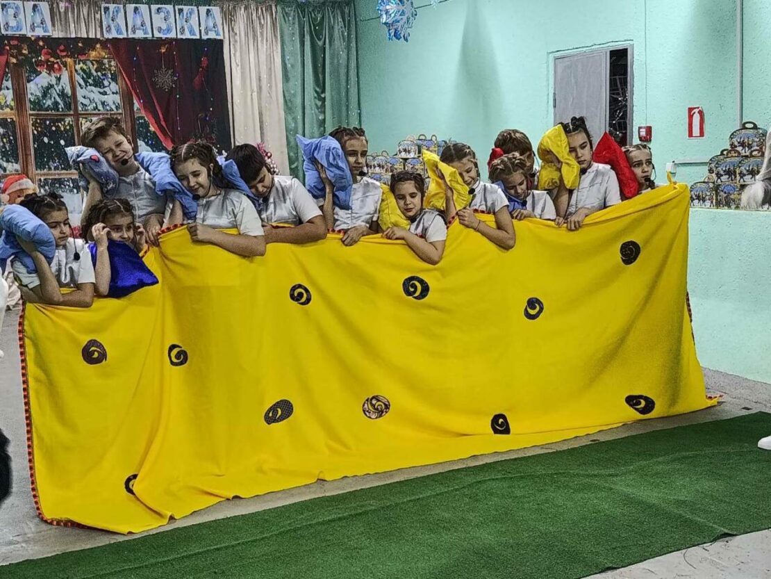 В Основ’янському районі проходять святкові заходи для дітей (фото)