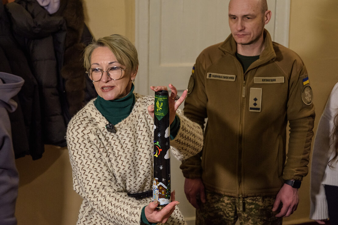 Школярі Чкаловської громади провели аукціон, щоб привітати захисників з Новим роком