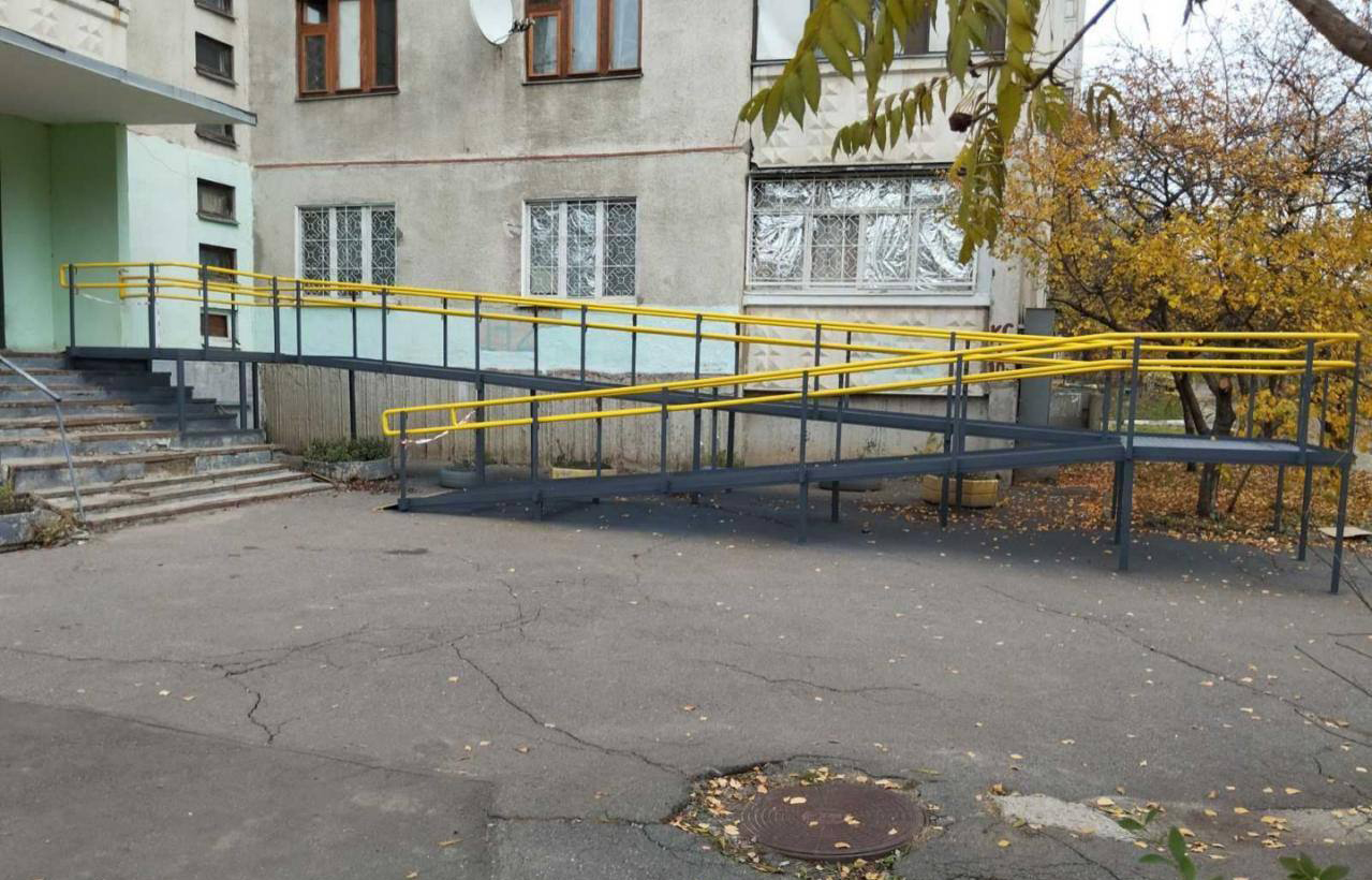 У житлових будинках Харкова встановили 36 пандусів