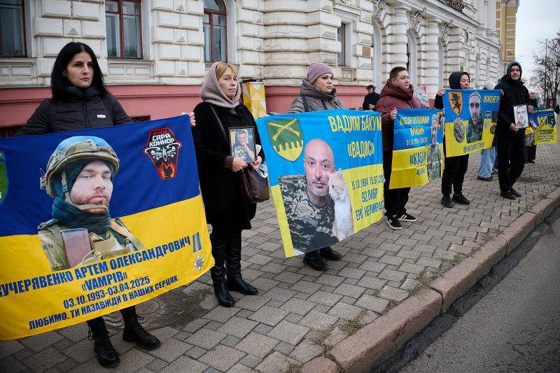 У Харкові вшанували пам’ять загиблих захисників (фото)