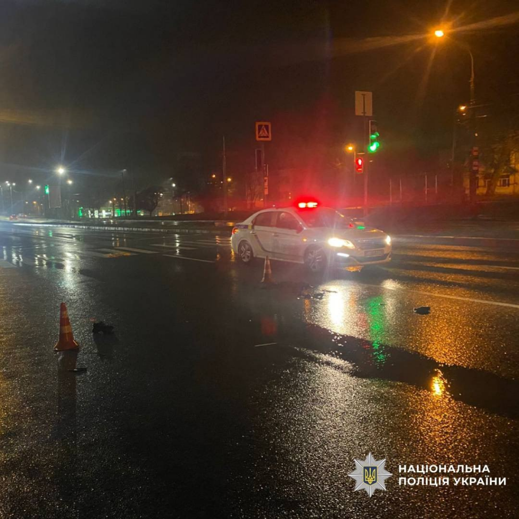 У Харкові іномарка наїхала на пішохода: поліція шукає свідків