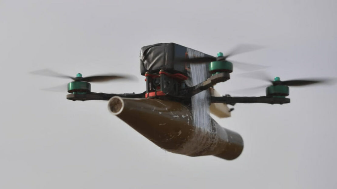 Ворожий дрон вдарив по авто на Харківщині: є постраждалі