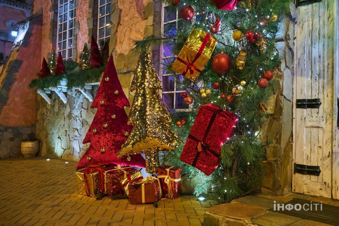 Харків готується до зимових свят (фото)