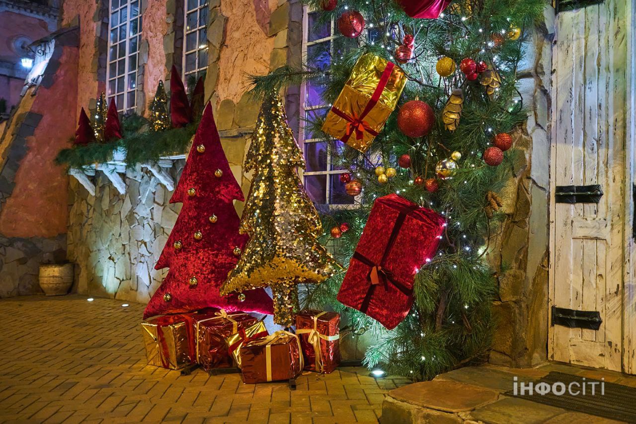 Харків готується до зимових свят (фото)