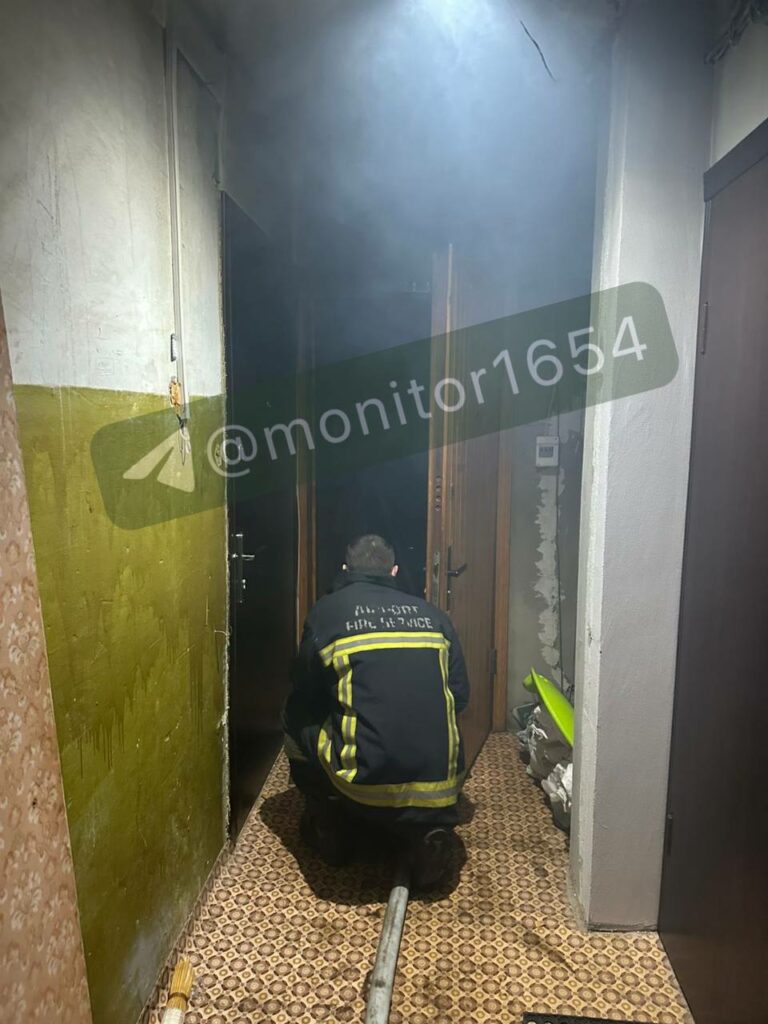 За добу рятувальники ДСНС Харківщини двічі гасили побутові пожежі