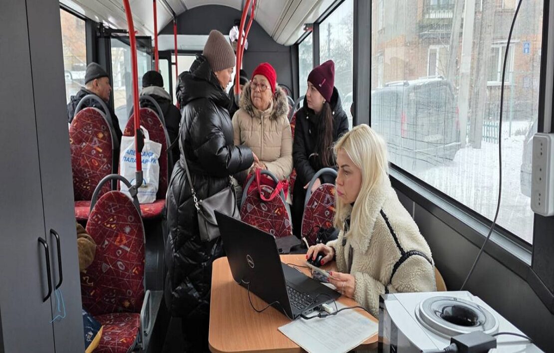 У Харкові на місці прильотів діє мобільний ЦНАП (фото)