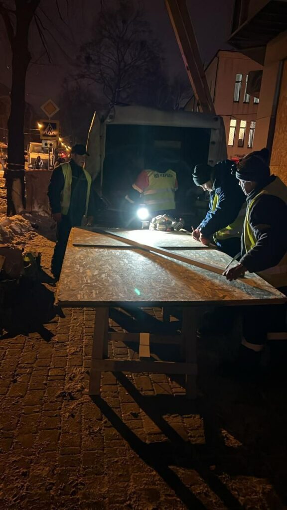 У Київському районі через ракетний удар пошкоджено 22 будівлі (фото)