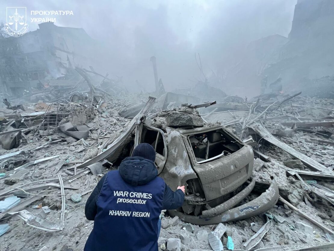 Внаслідок обстрілу у Харкові постраждали 30 людей (фото)