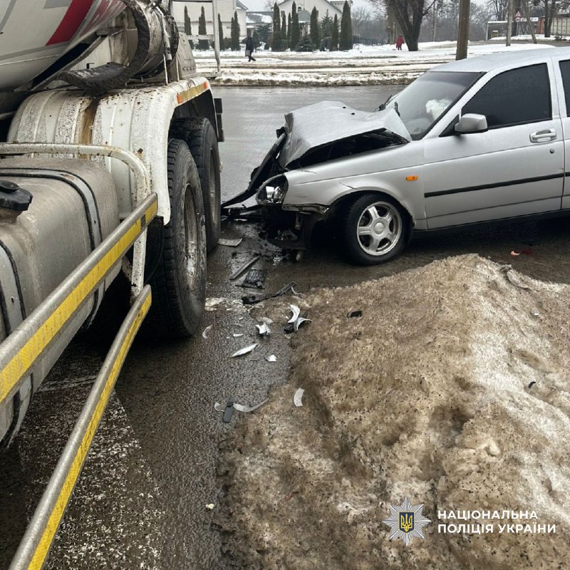 ДТП у Шевченківському районі: постраждали троє людей