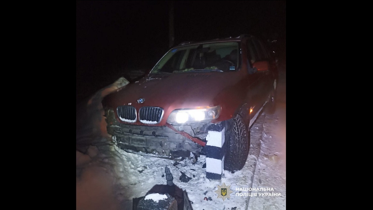 Жителька Харківщини потрапила в ДТП на чужому авто