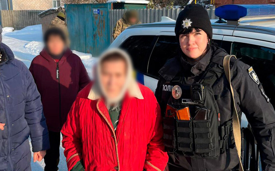 На Харківщині поліцейські допомогли бабусі, яка заблукала