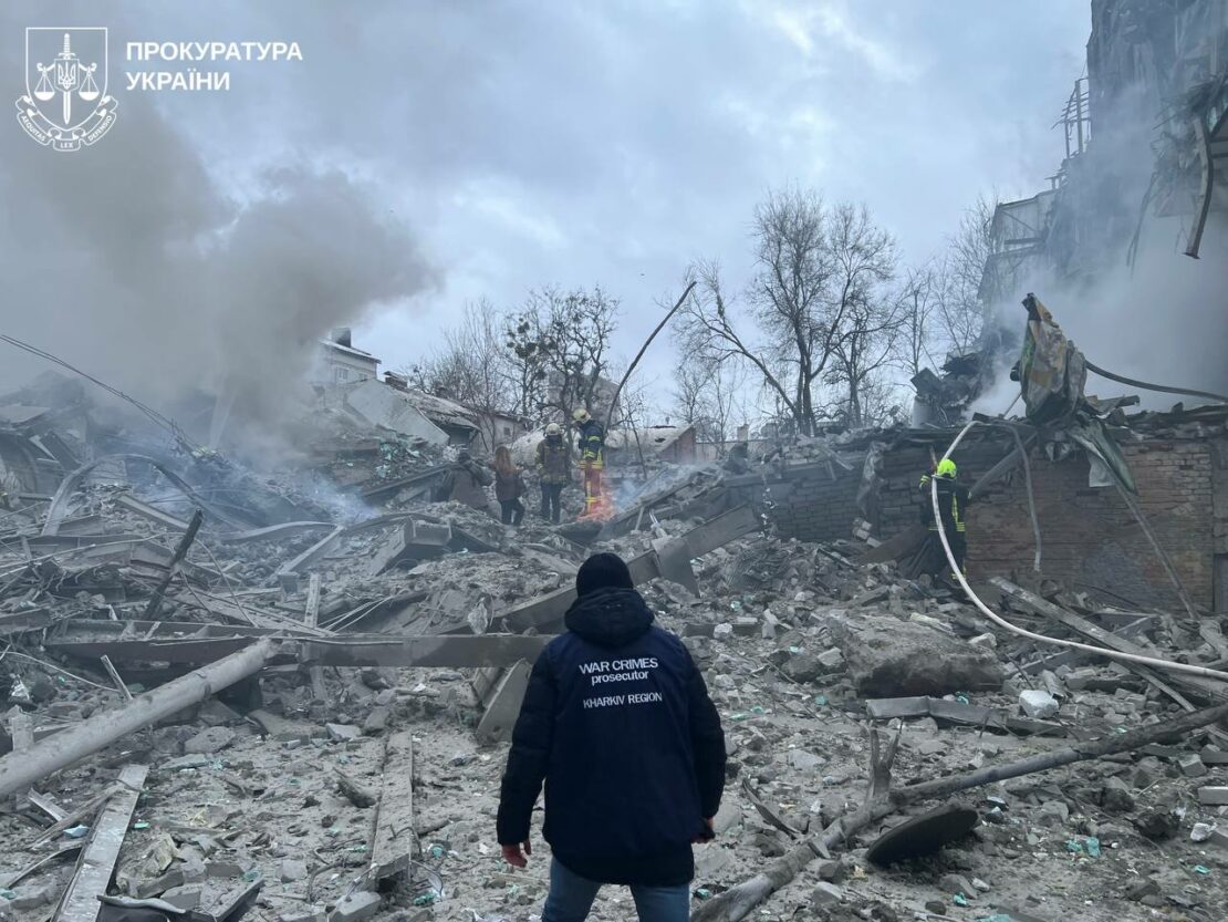 Внаслідок обстрілу у Харкові постраждали 30 людей (фото)