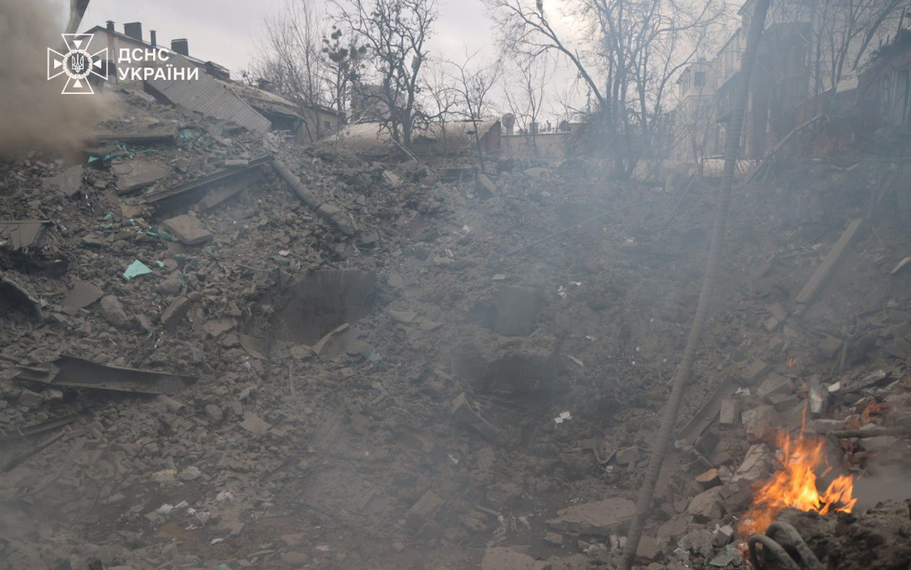 Удар по центру Харкова 2 січня: постраждали 30 людей