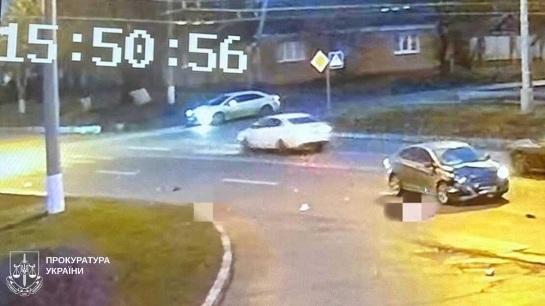 Прокуратура та ДБР встановлюють свідків ДТП за участю судді у Харкові