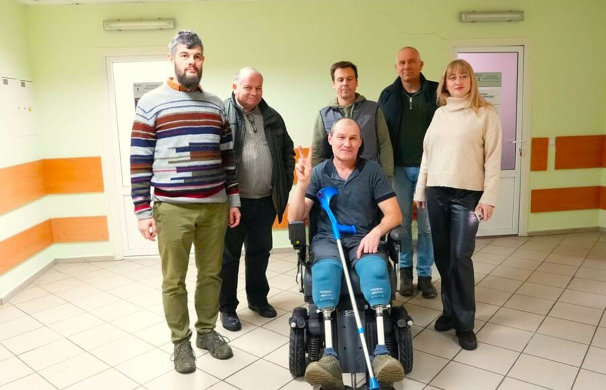 Ветеранам Харківщини передали сучасні інвалідні візки