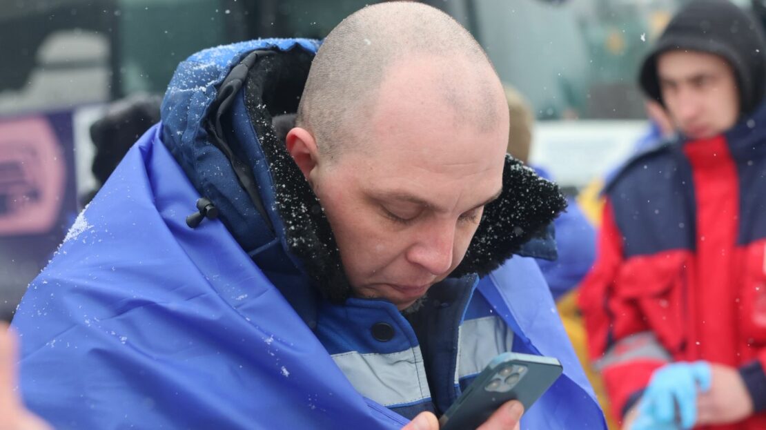 З російського полону повернулися 157 військових та цивільних (фото)