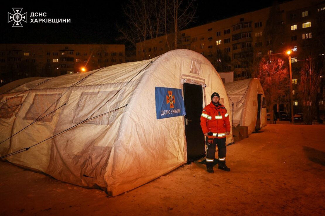 Пункти Незламності у Харкові: можна зігритися, підзарядити гаджети та отримати допомогу
