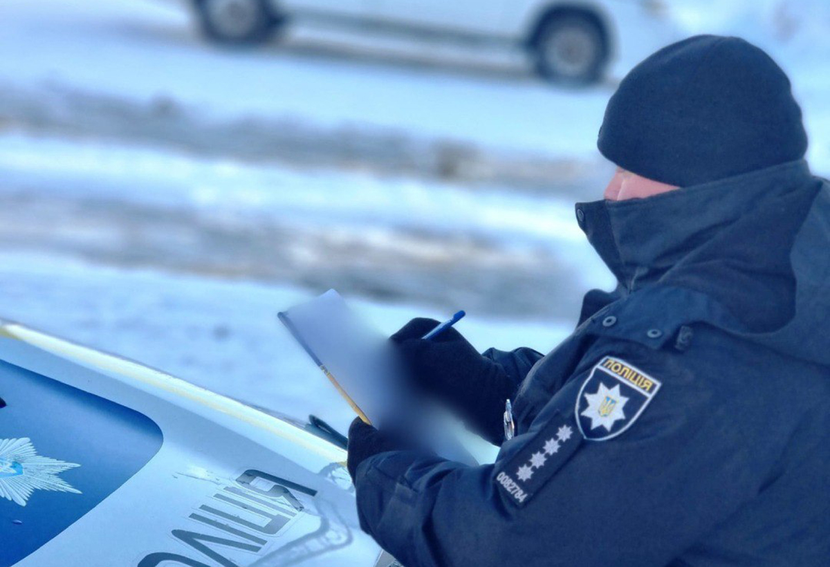 На Харківщині п'яний водій пропонував хабар поліцейським