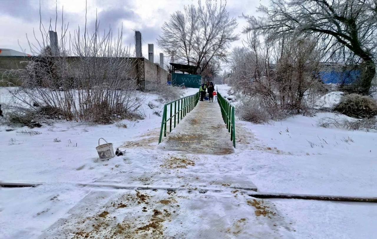 Комунальники наводять лад у приватному секторі Харкова