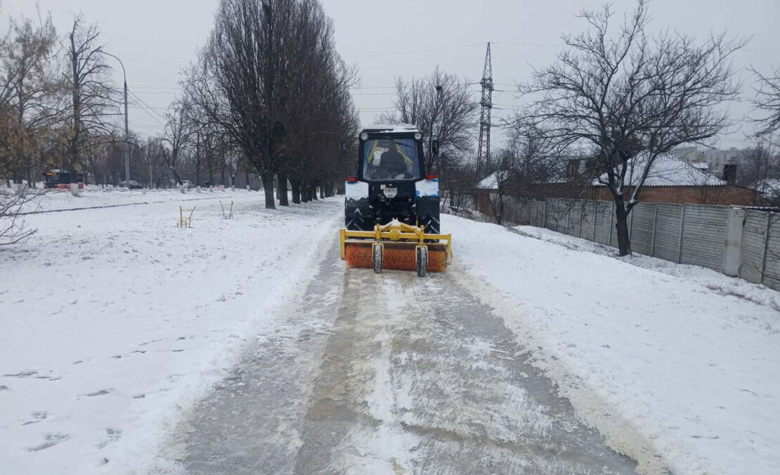 У приватному секторі Харкова комунальники навели лад 
